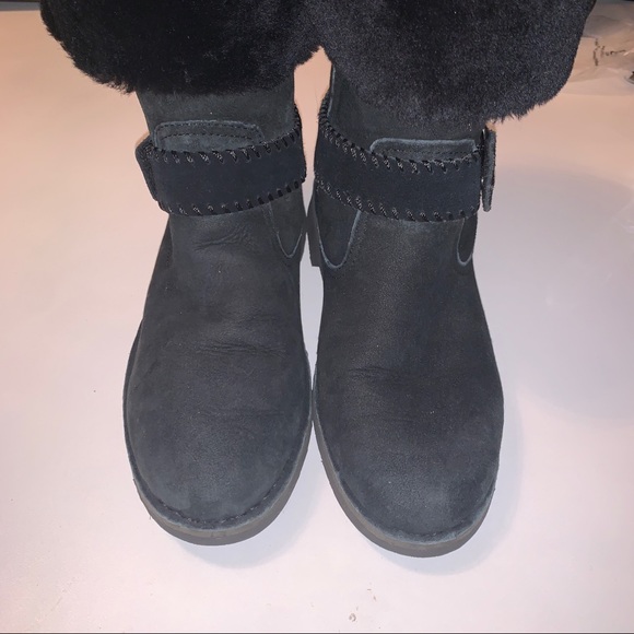 UGG black Suede Boots - Picture 4 of 7